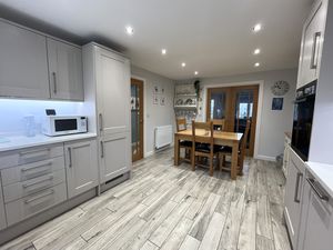 Photo 13- click for photo gallery